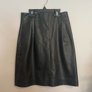 High waisted mini leather skirt